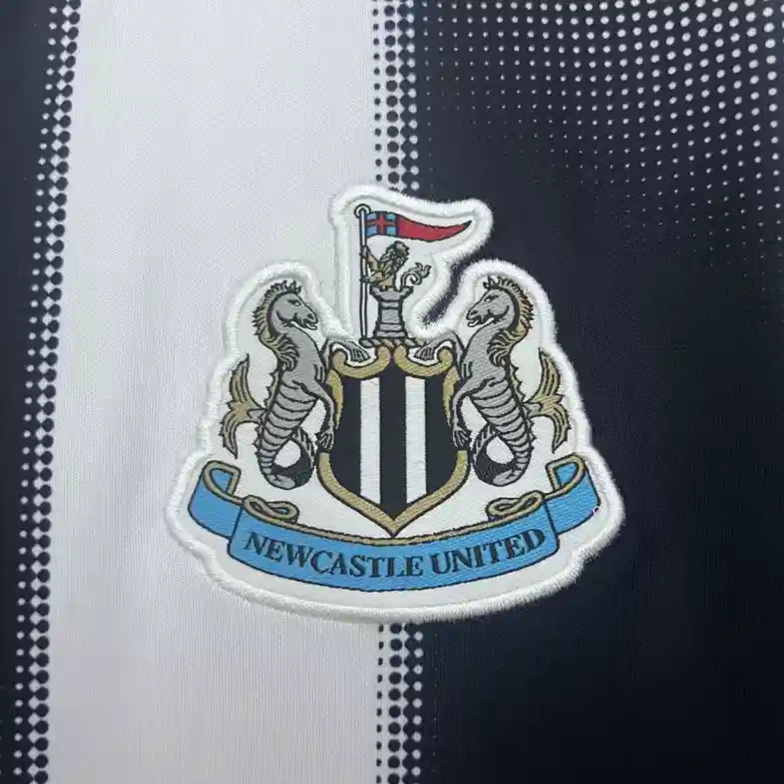 Newcastle United Domicile 25/26 - Détail