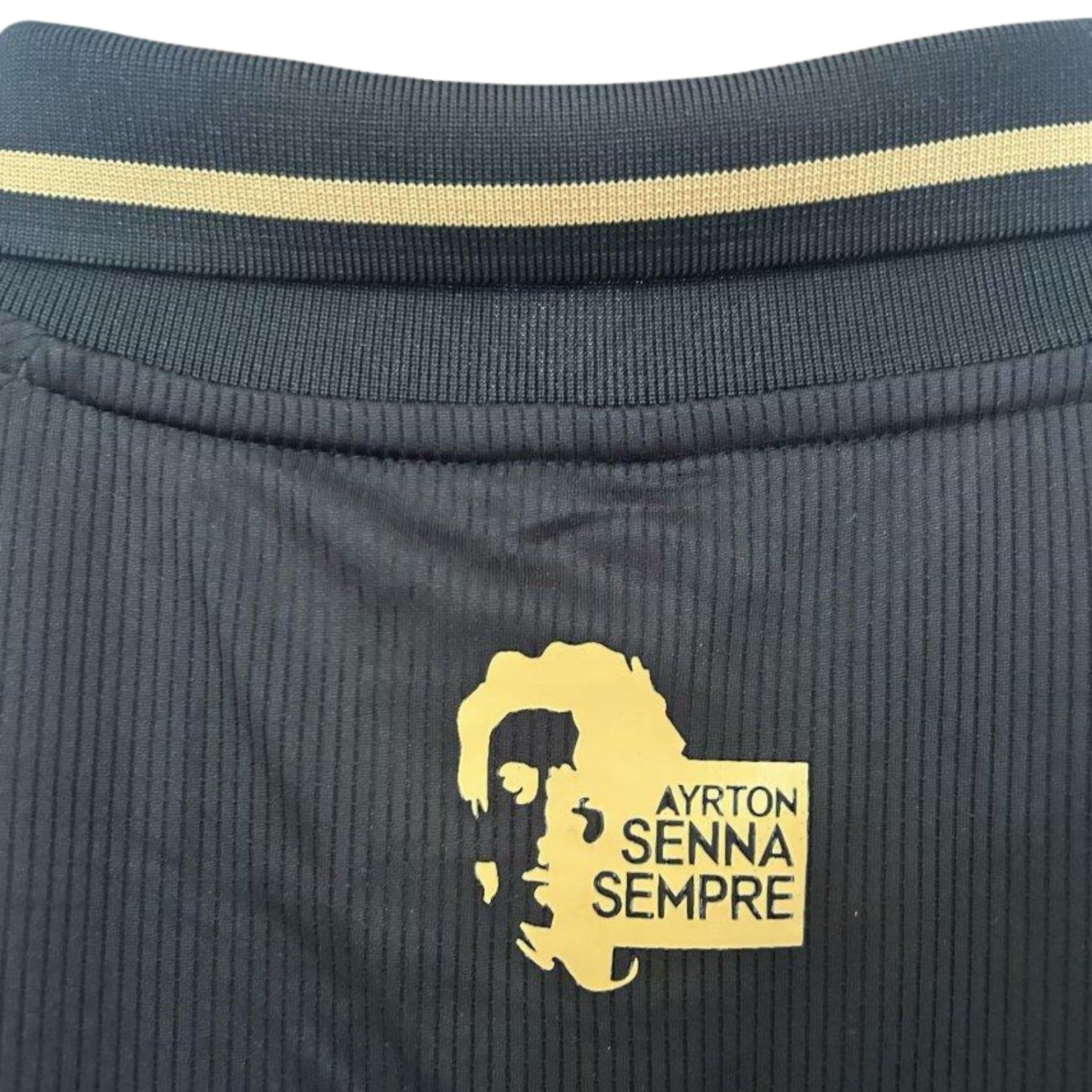 G.D. Estoril Édition Spéciale 24/25 - Ayrton Senna - Vue rapprochée