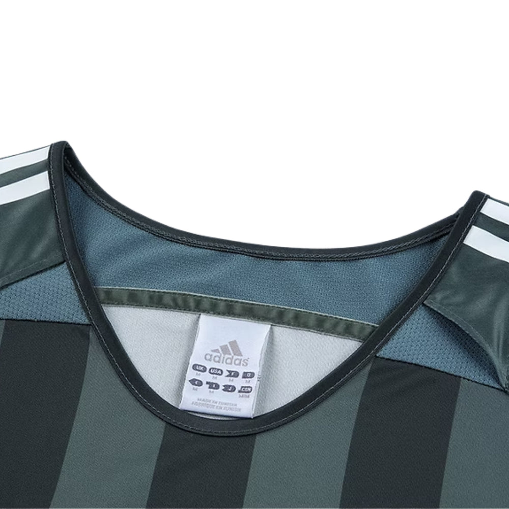 Newcastle United Away 05/06
