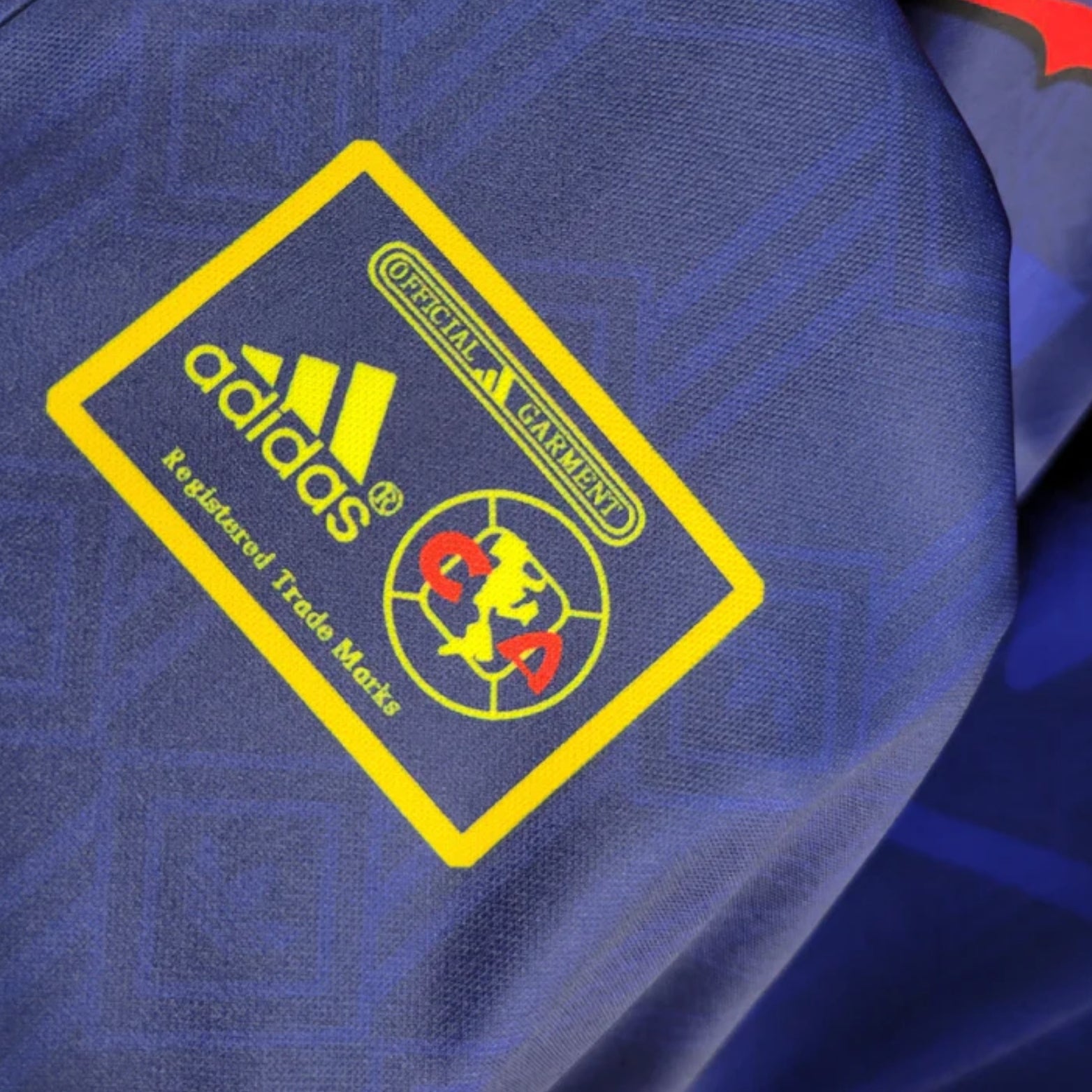 Club América Extérieur 98/99 - Vue rapprochée