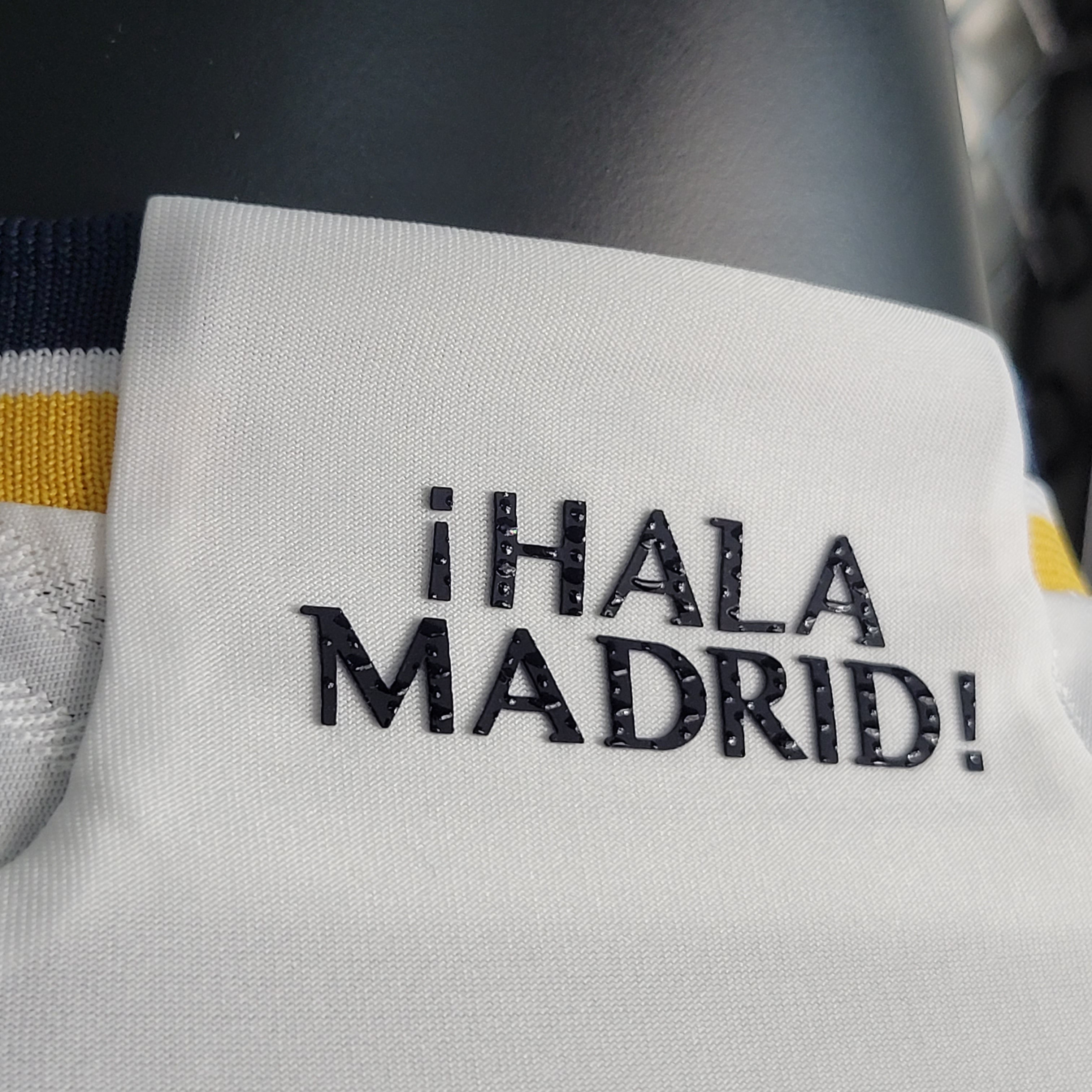 Real Madrid Domicile 23/24 - Manches Longues - Packaging