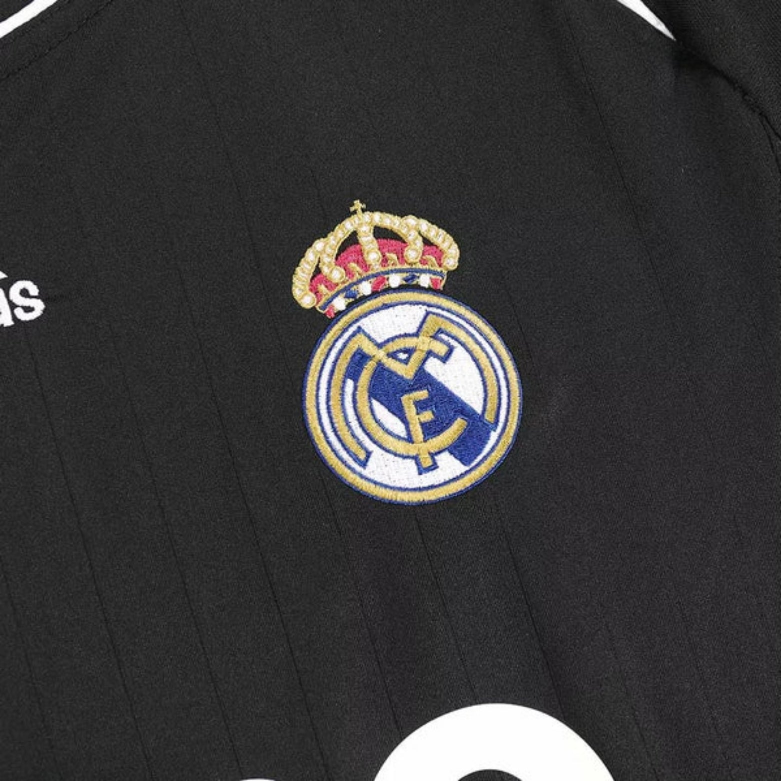 Real Madrid Extérieur 06/07 - Manches Longues - Packaging