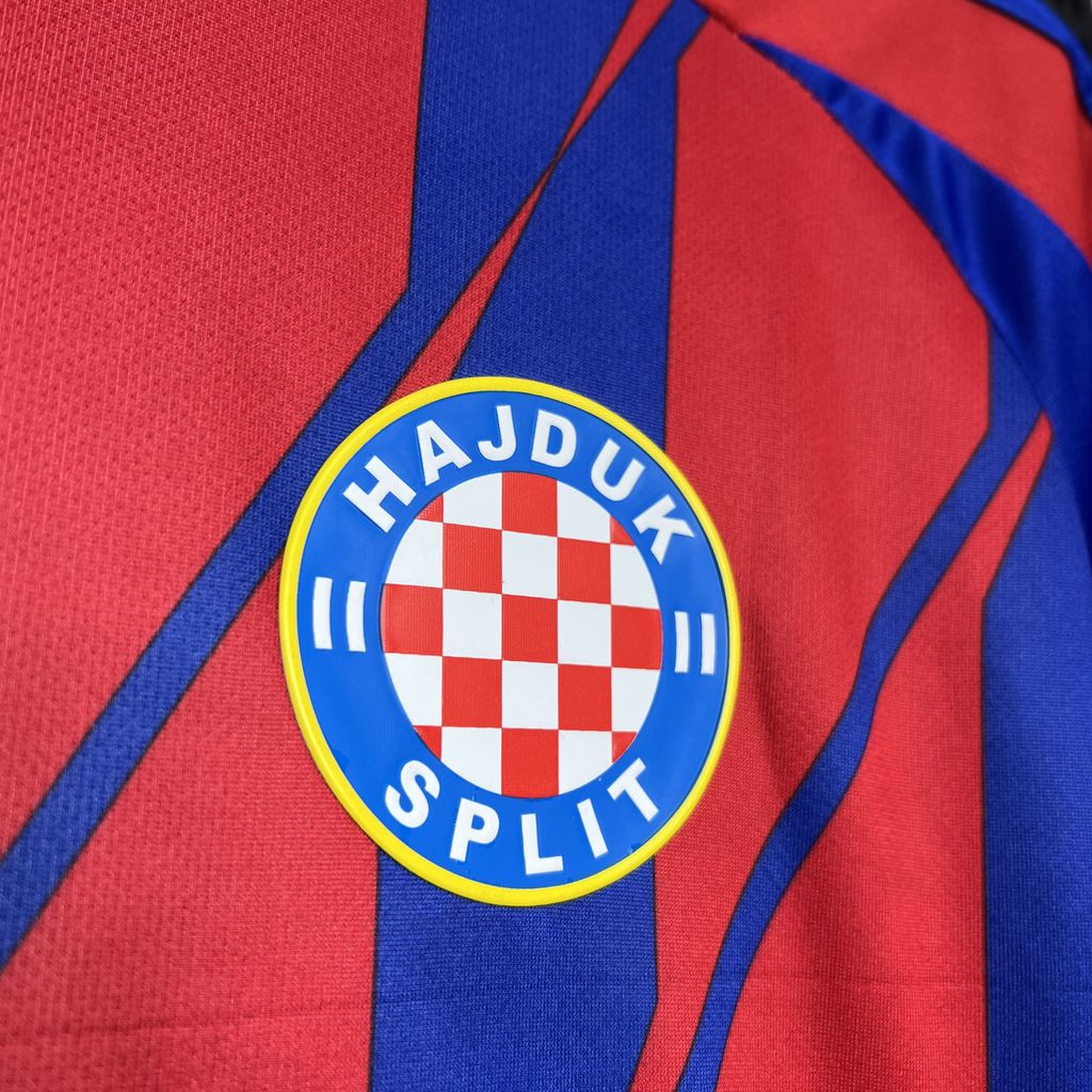 Hajduk Split Extérieur 24/25 - Vue rapprochée
