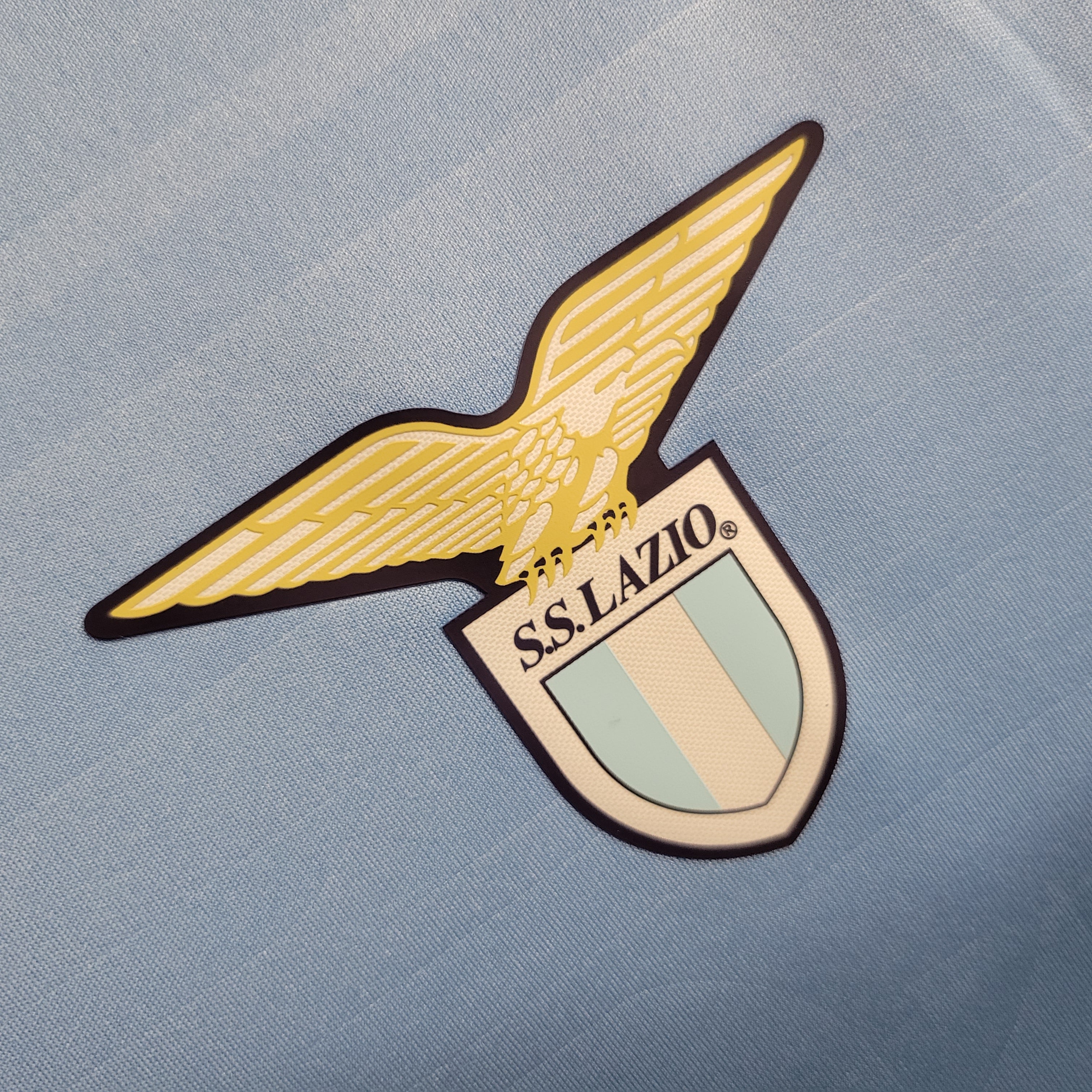 Lazio Domicile 23/24 - Vue latérale