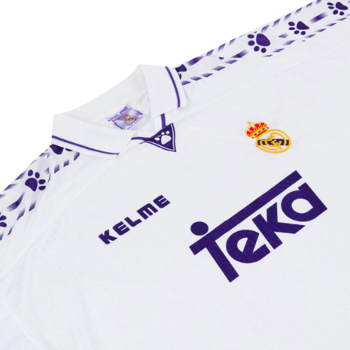 Real Madrid Domicile 96/97 - Vue rapprochée