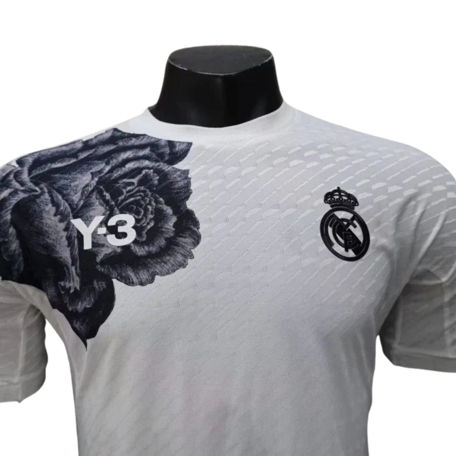 Real Madrid Édition Spéciale 24/25 - Collection Y-3 - Détail