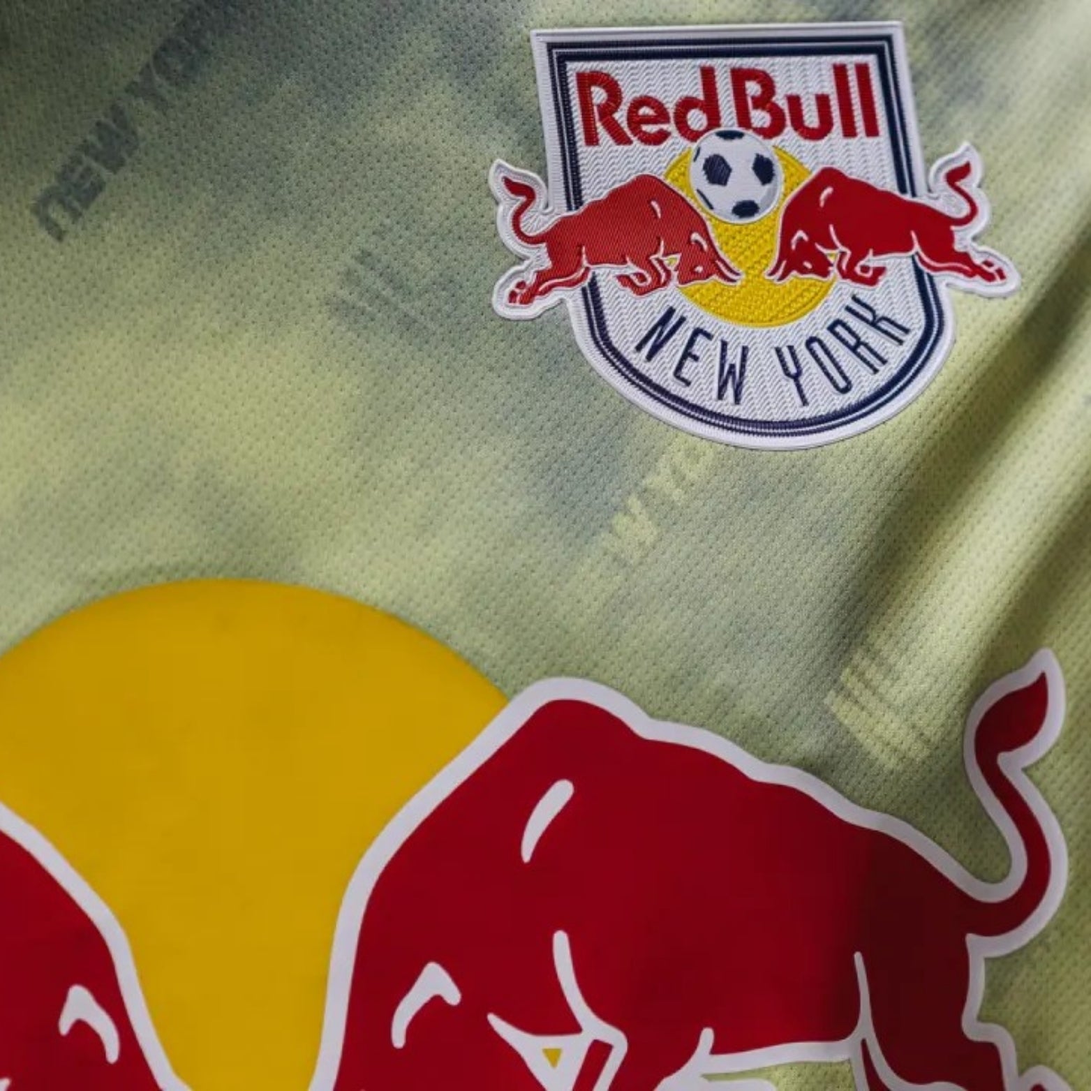 New York Red Bulls Extérieur 23/24 - Vue latérale