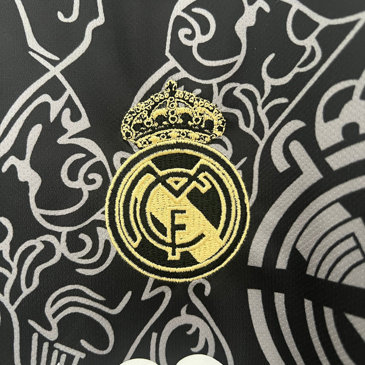 Real Madrid Édition Spéciale 24/25 - Vue rapprochée