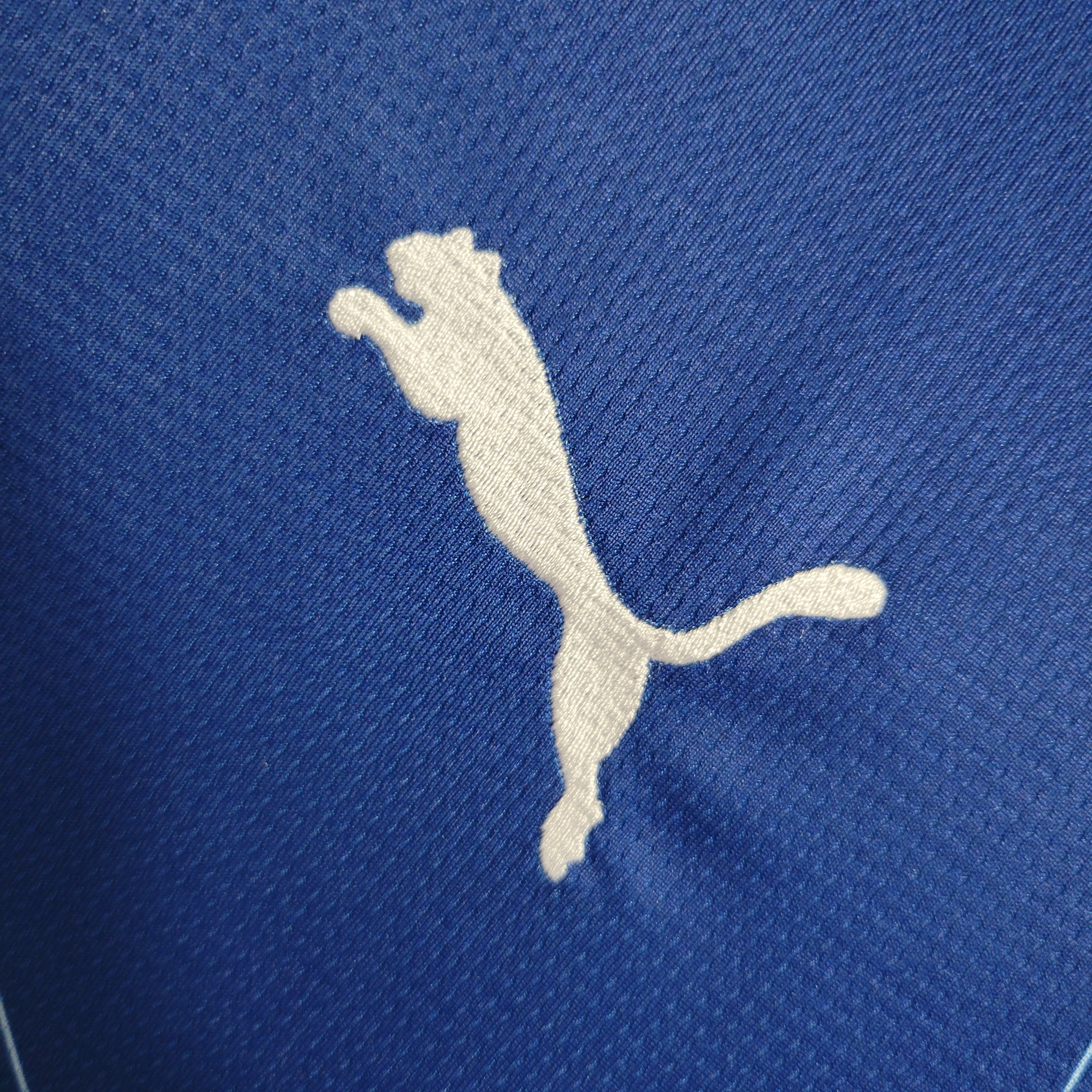 Olympique de Marseille Extérieur 23/24 - Packaging