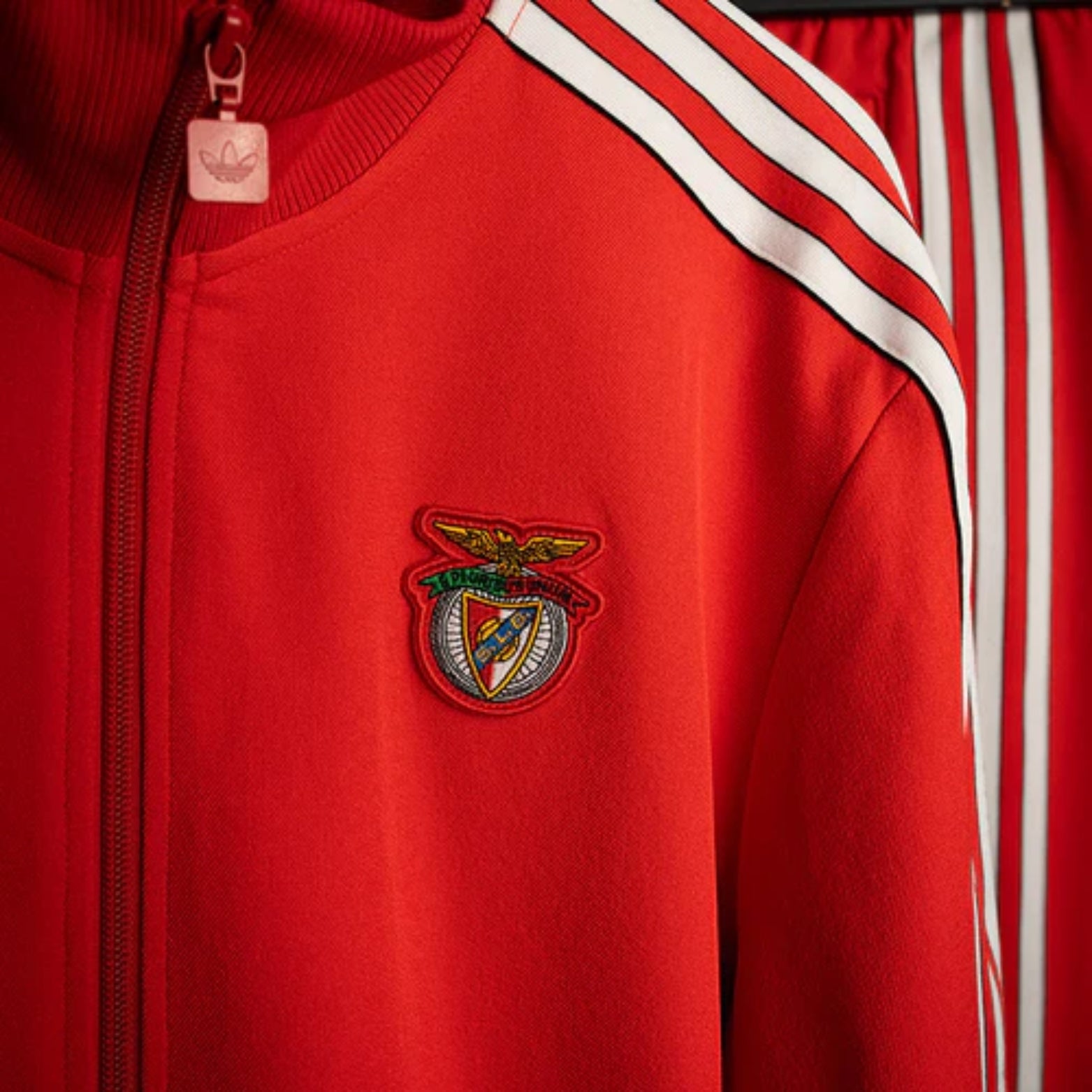 Benfica 25/26 - Survêtement - Zip Complet - Vue rapprochée