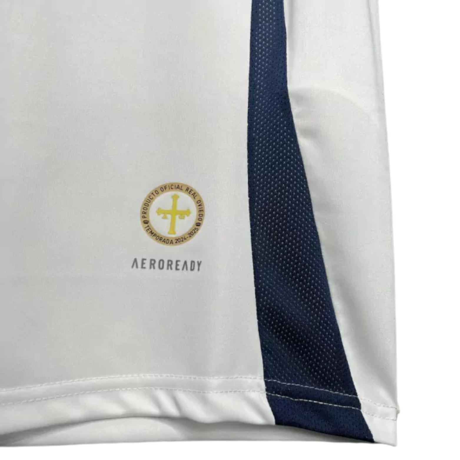 Real Oviedo Extérieur 24/25 - Détail