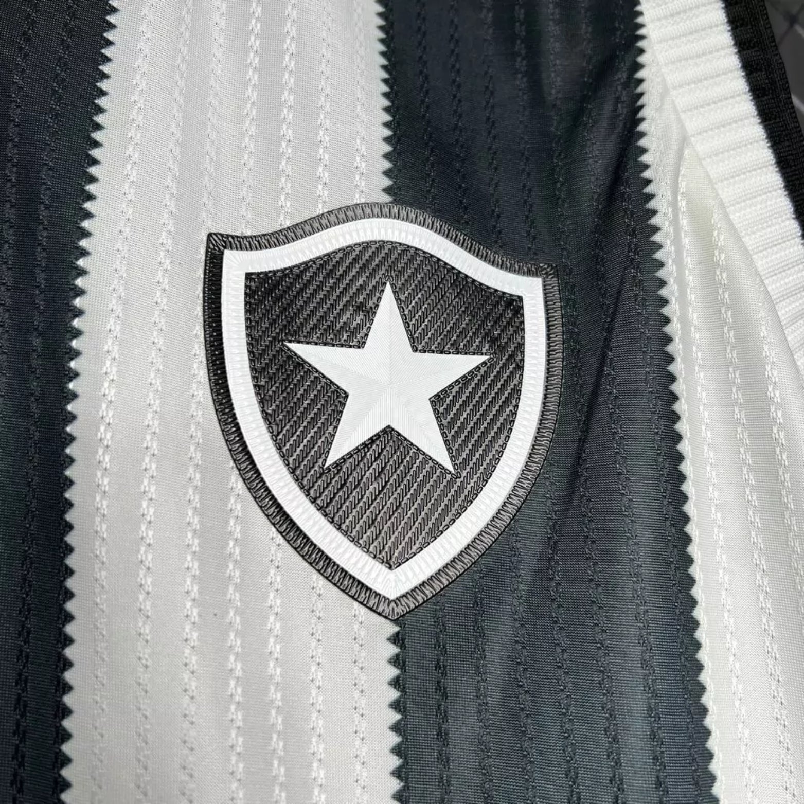 Botafogo Entraînement 24/25 - Manches Cava - Vue rapprochée