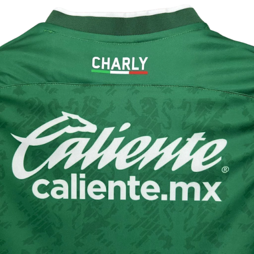 Kit - Club León Domicile 25/26 - Vue rapprochée