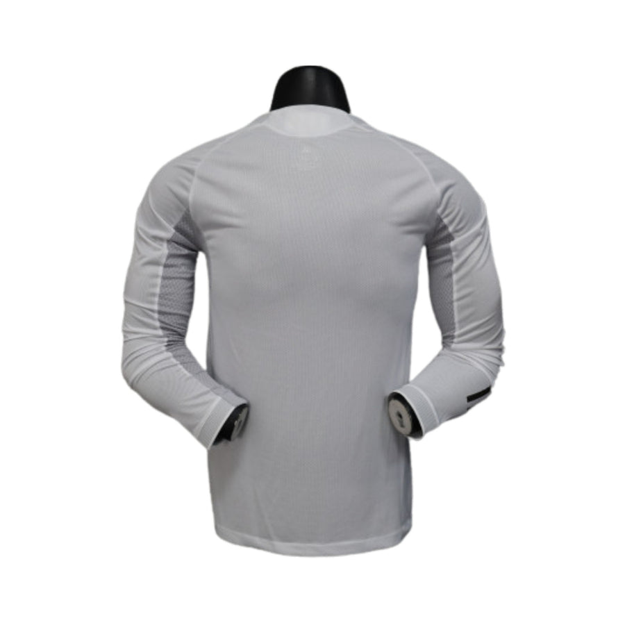 Real Madrid Domicile 25/26 - Version Joueur - Manches Longues