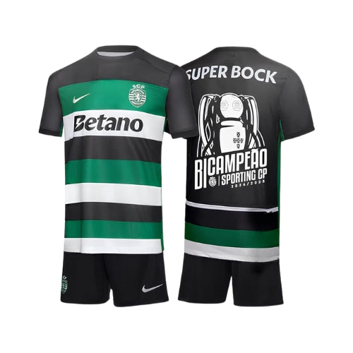 Kit - Sporting Domicile Édition Spéciale 24/25 - Édition Double Championne - Vue de face