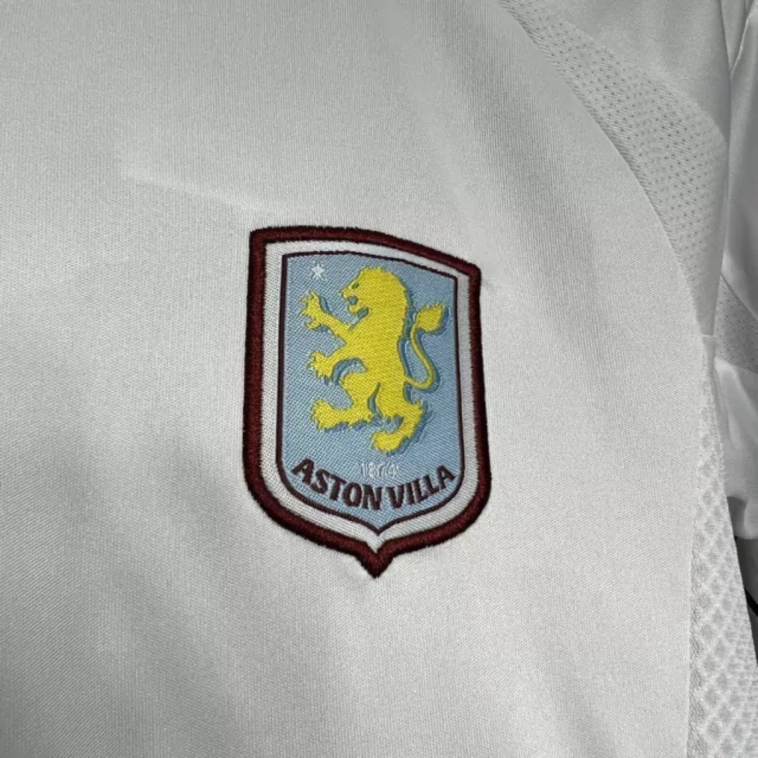 Kit - Aston Villa Extérieur 24/25 - Vue rapprochée