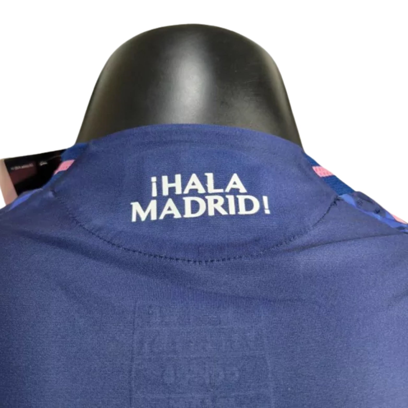 Real Madrid Édition Spéciale 24/25 - Vue rapprochée