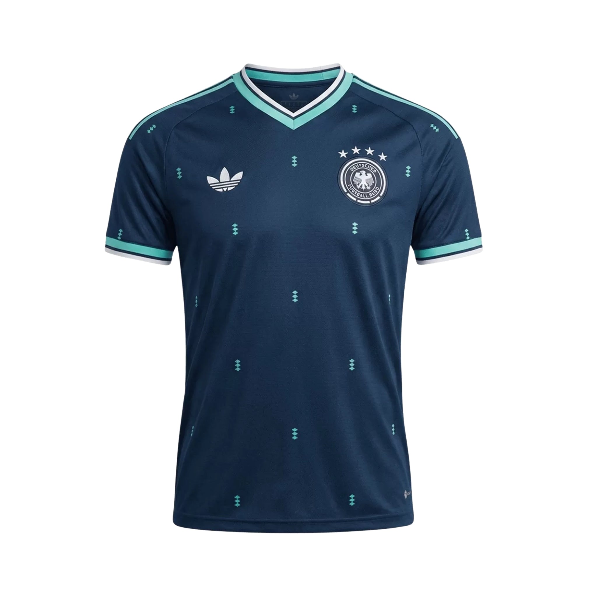 Allemagne Extérieur 26/27 - Vue de face