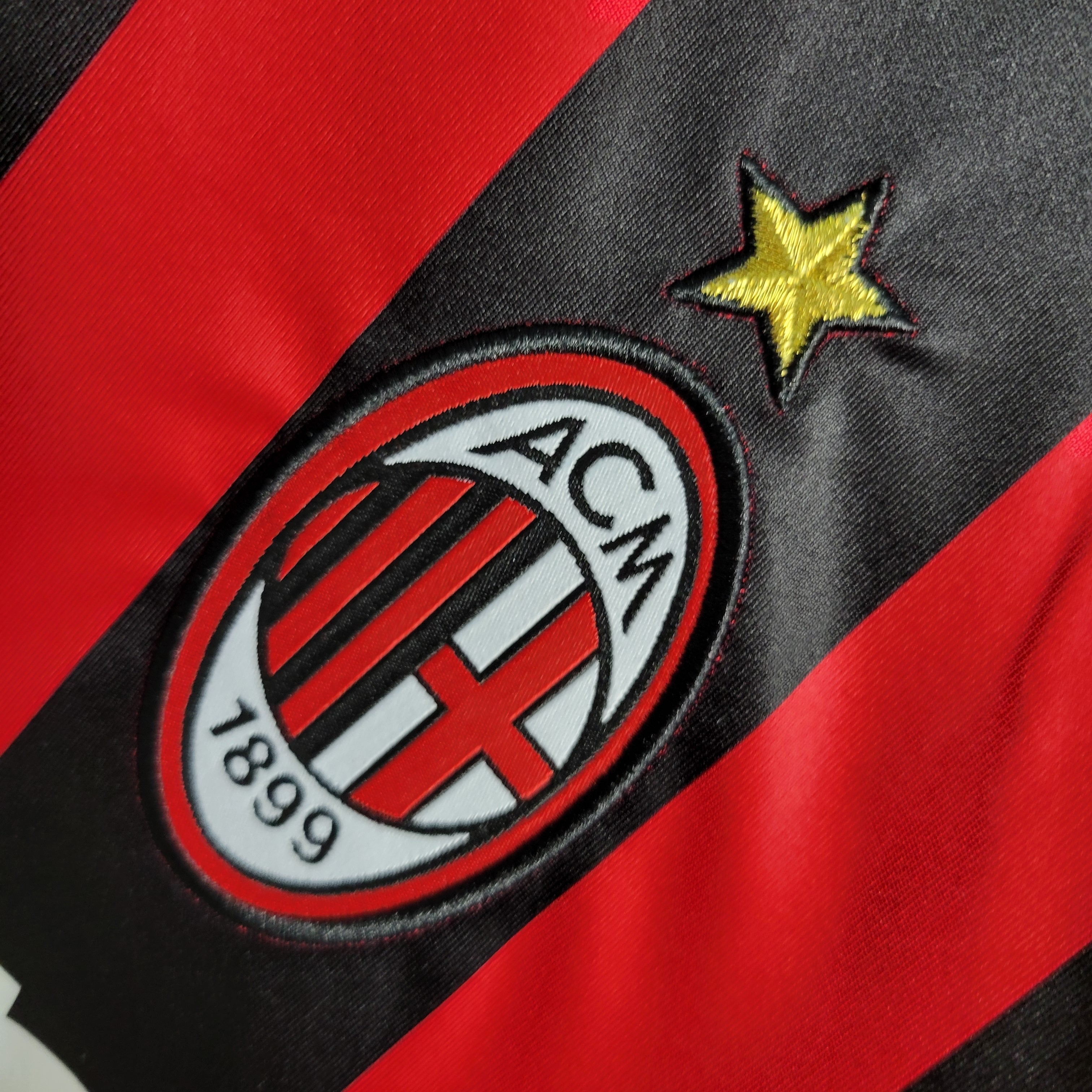 AC Milan Domicile 06/07 - Manches Longues - Vue rapprochée
