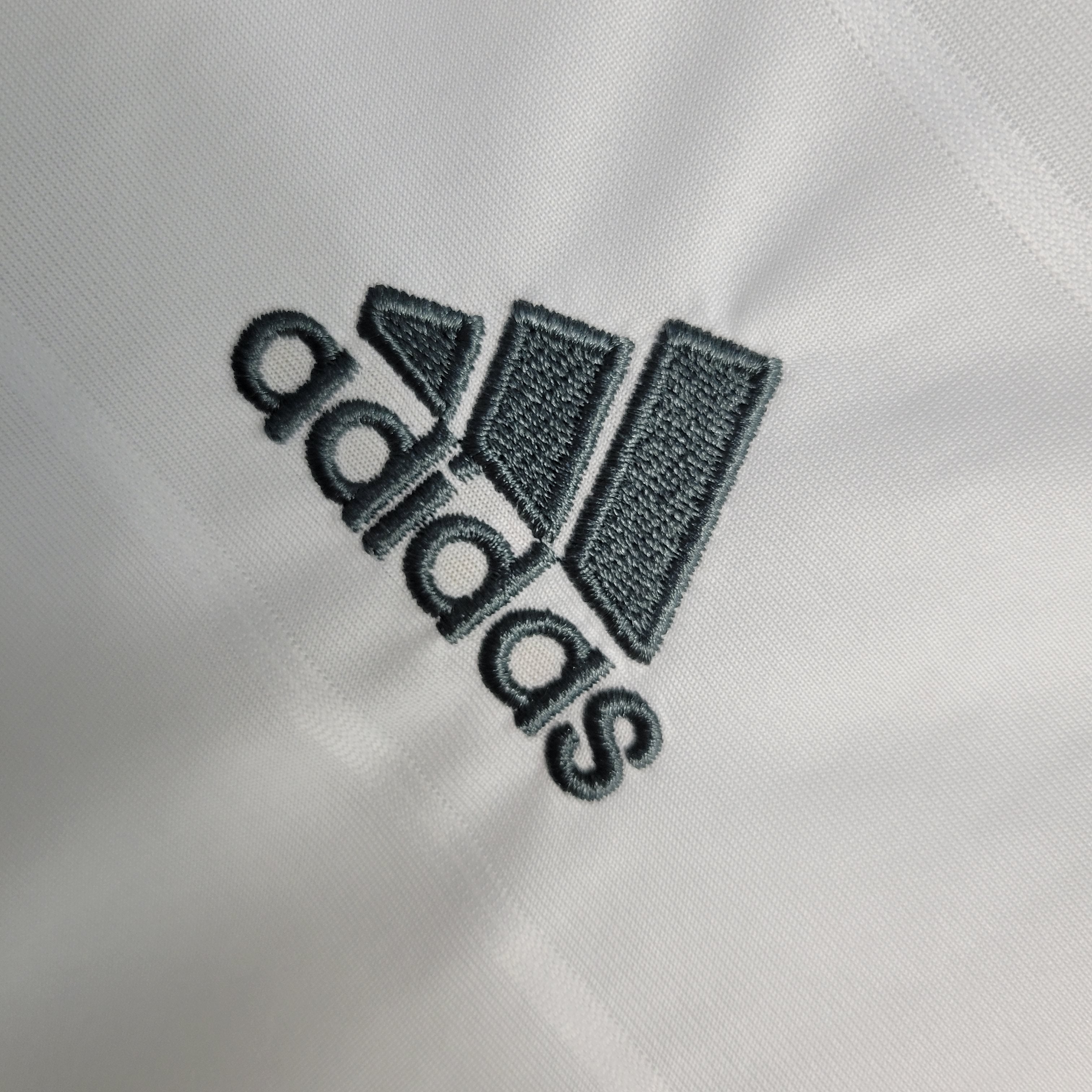 Real Madrid Domicile 13/14 - Porté