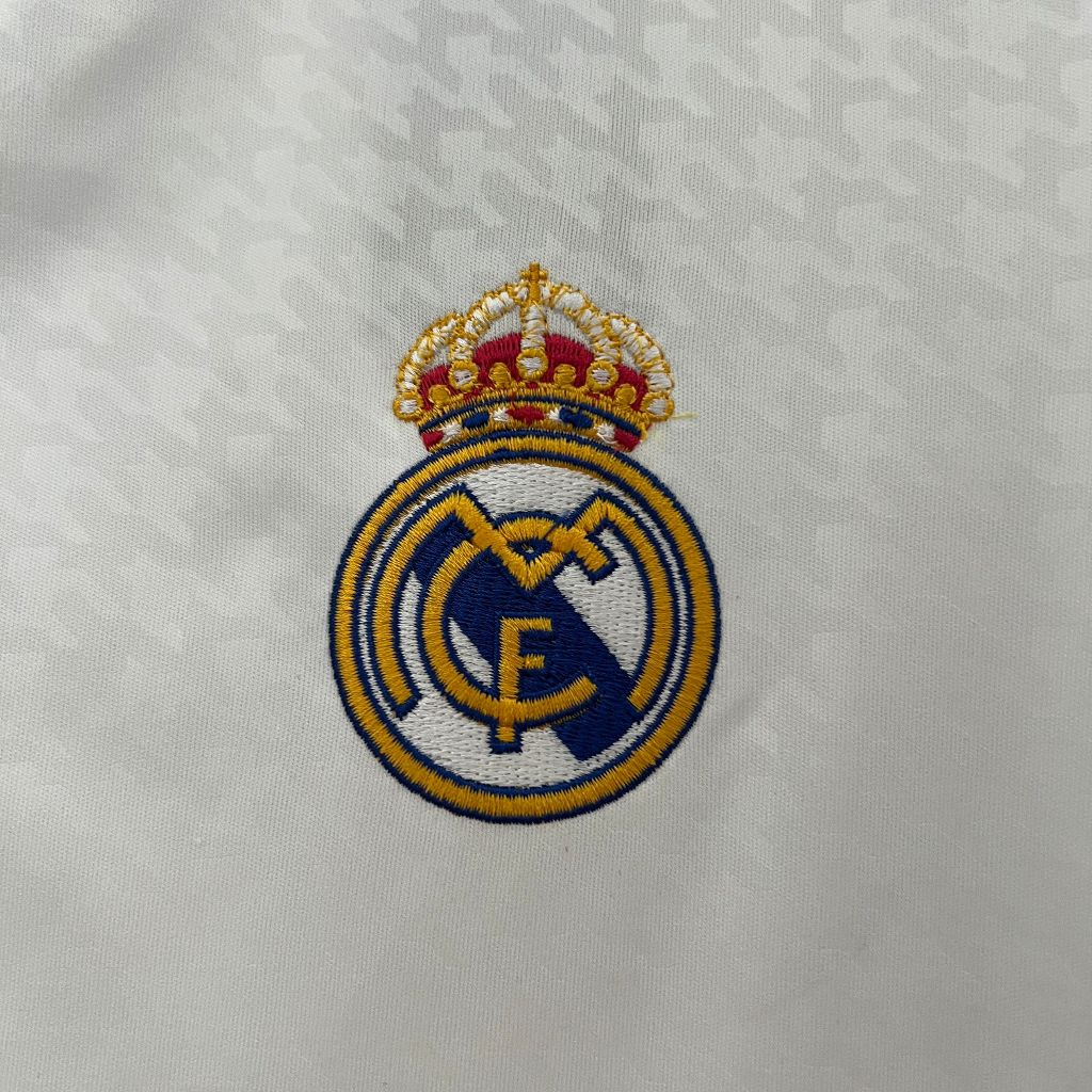 Real Madrid Domicile 24/25 - Symbole HP inclus - Packaging