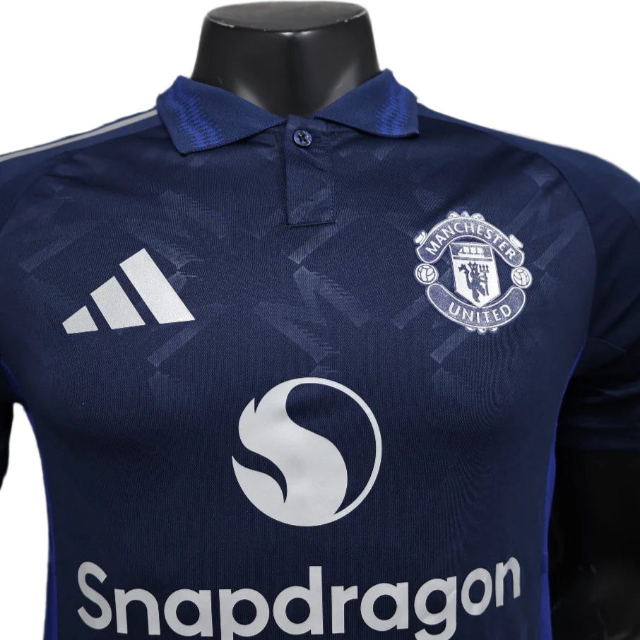Manchester United Extérieur 24/25 - Détail