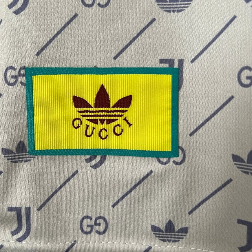 Juventus Édition Spéciale 24/25 - Vue latérale