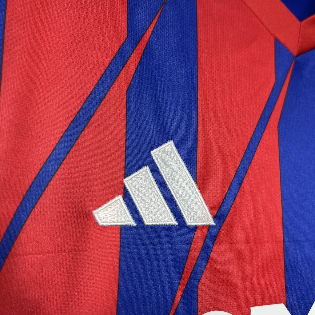 Hajduk Split Extérieur 24/25 - Détail