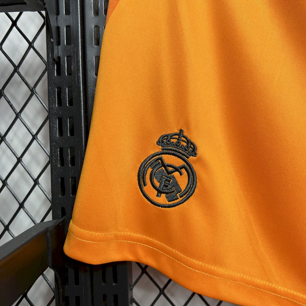Short Real Madrid Extérieur 24/25 - Détail