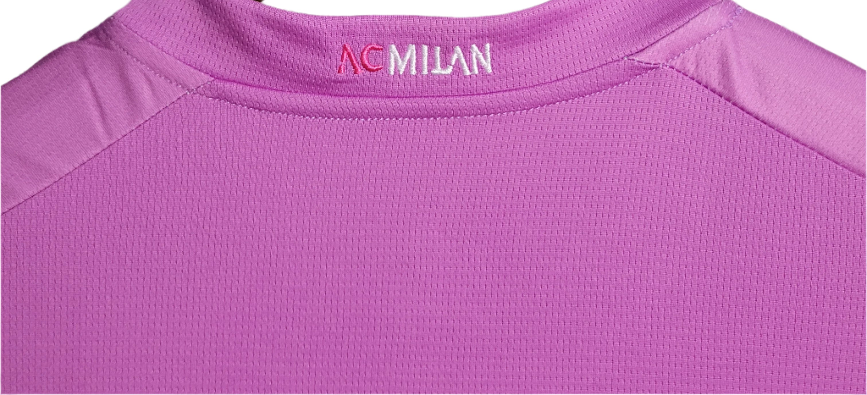 AC Milan Troisième 23/24 - Vue rapprochée