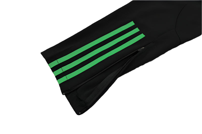 Bayern Munique - Survêtement - 1/2 Zip - Vue rapprochée