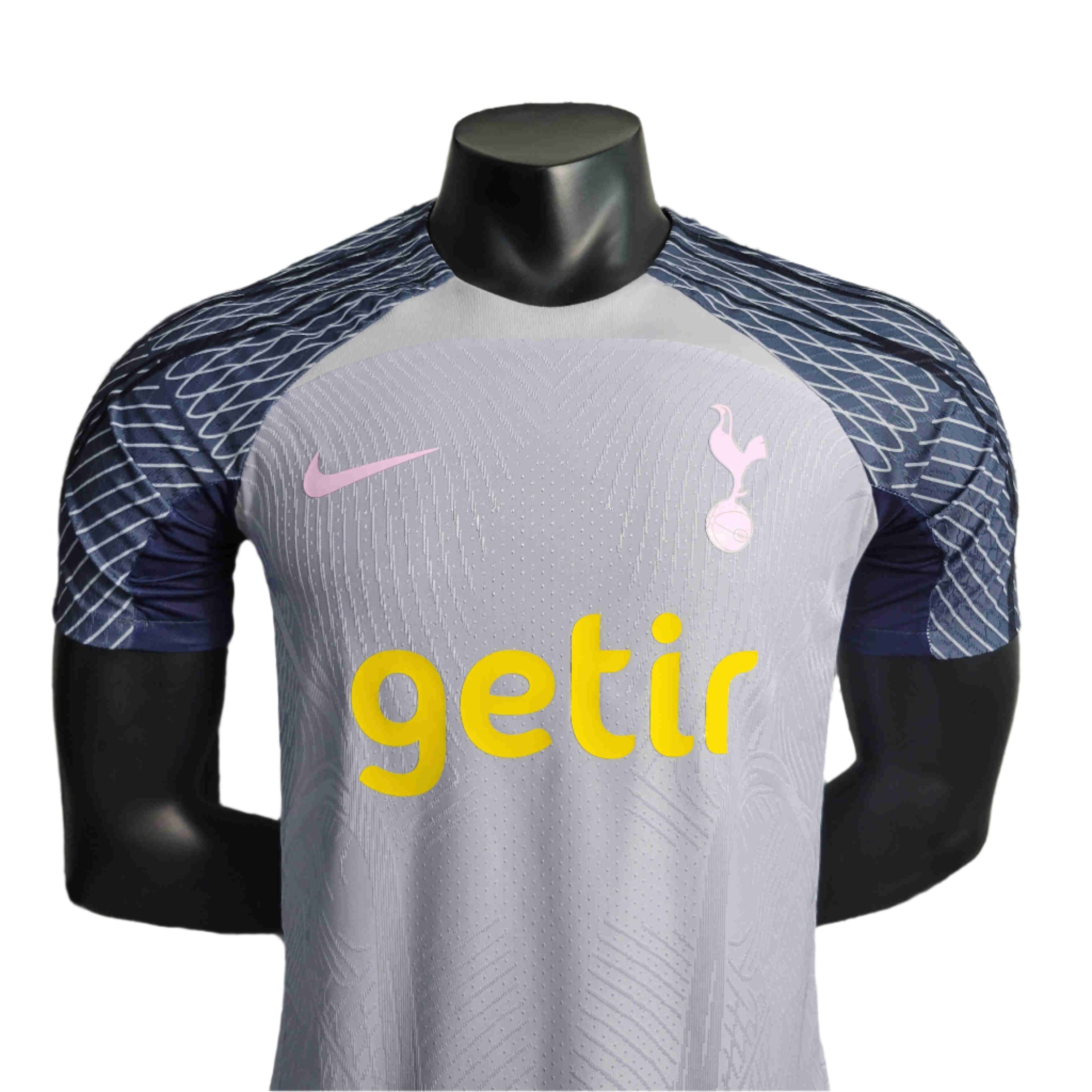 Tottenham Hotspur Entraînement 23/24 - Détail