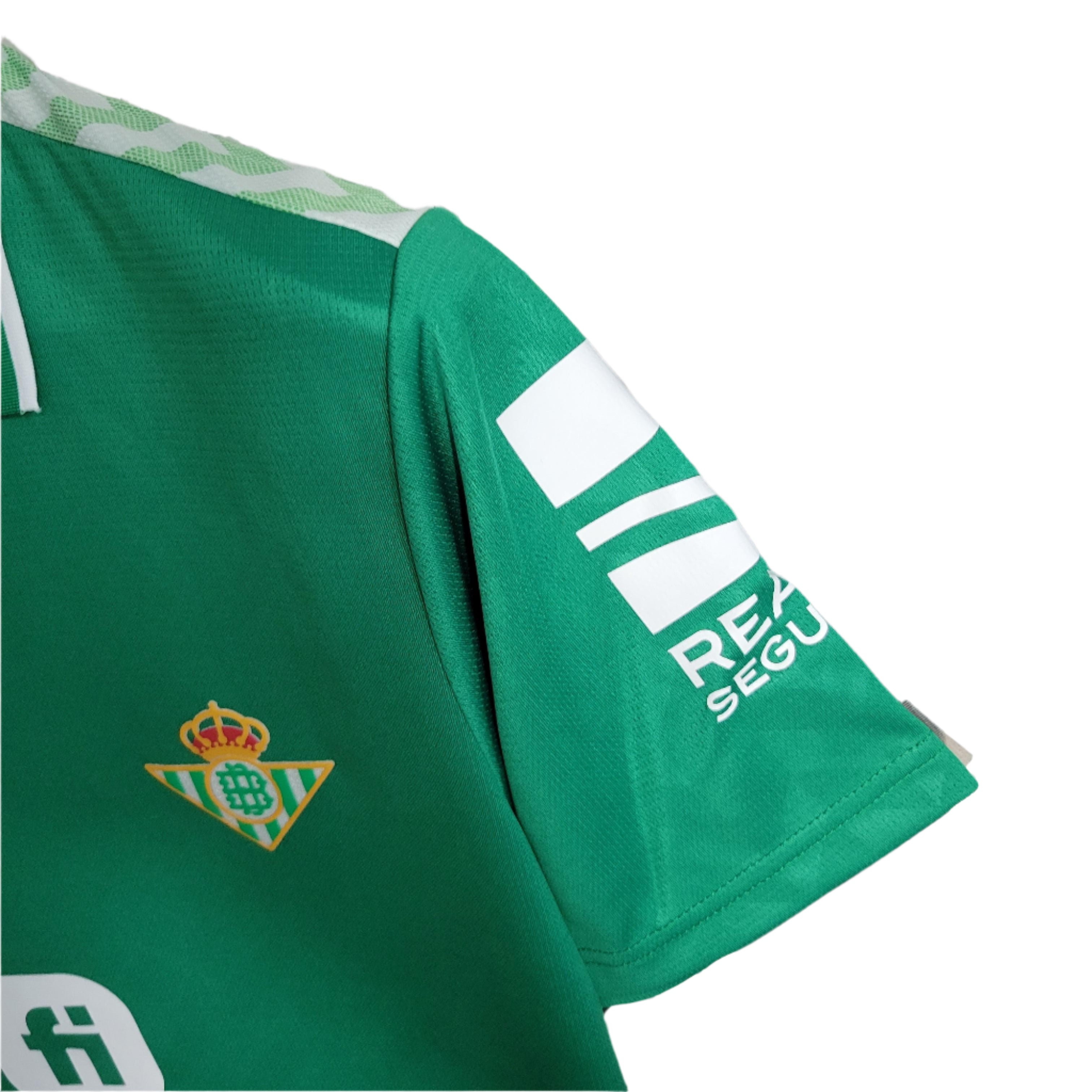 Real Betis Extérieur 23/24 - Vue latérale