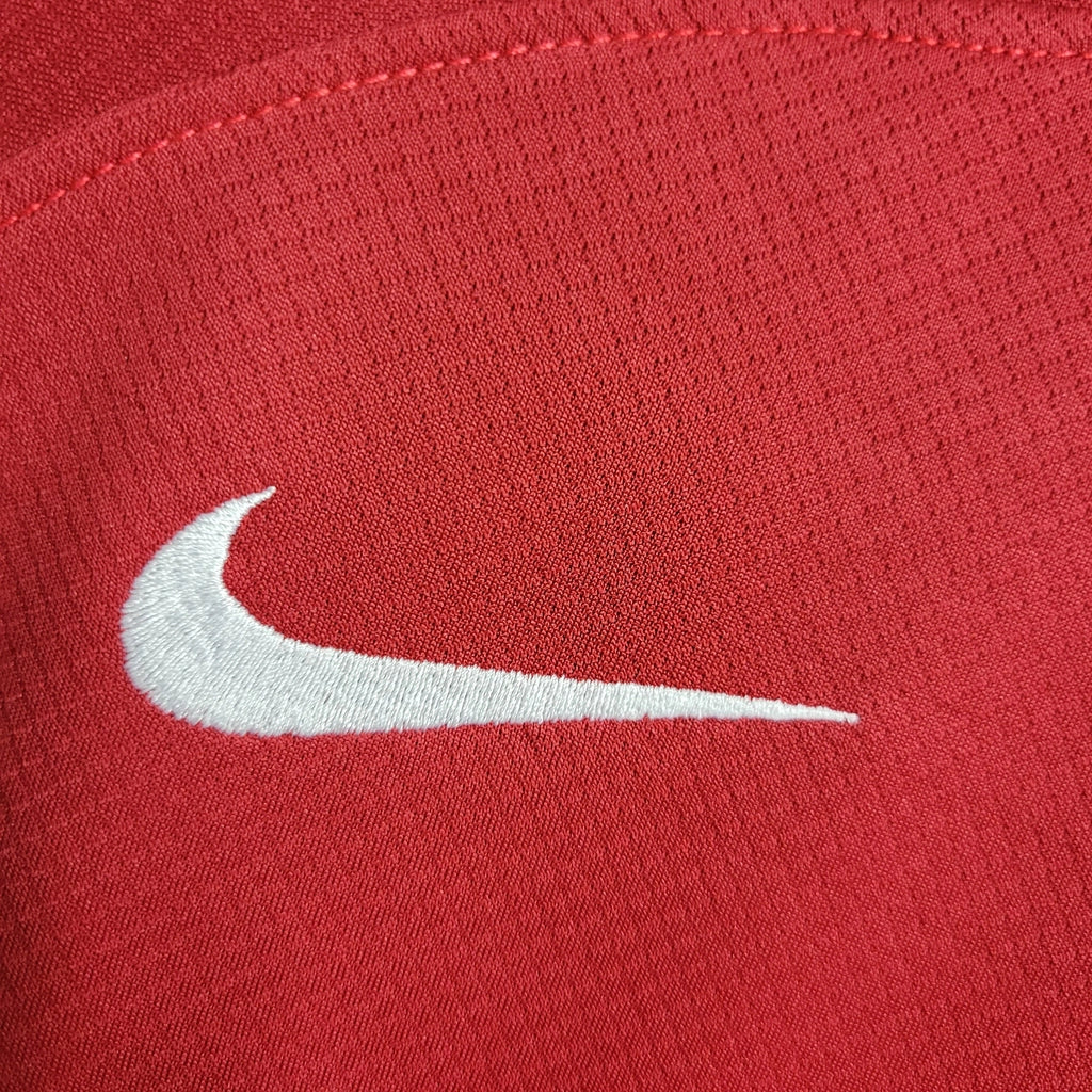 Kit - Liverpool Domicile 23/24 - Détail