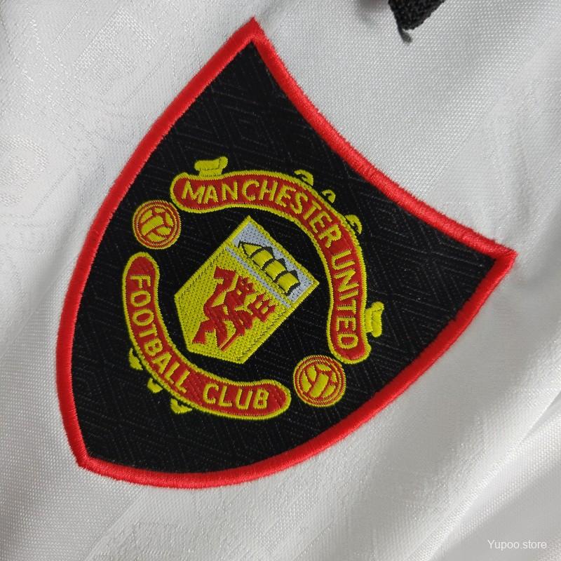 Manchester United Extérieur 97/98 - Détail