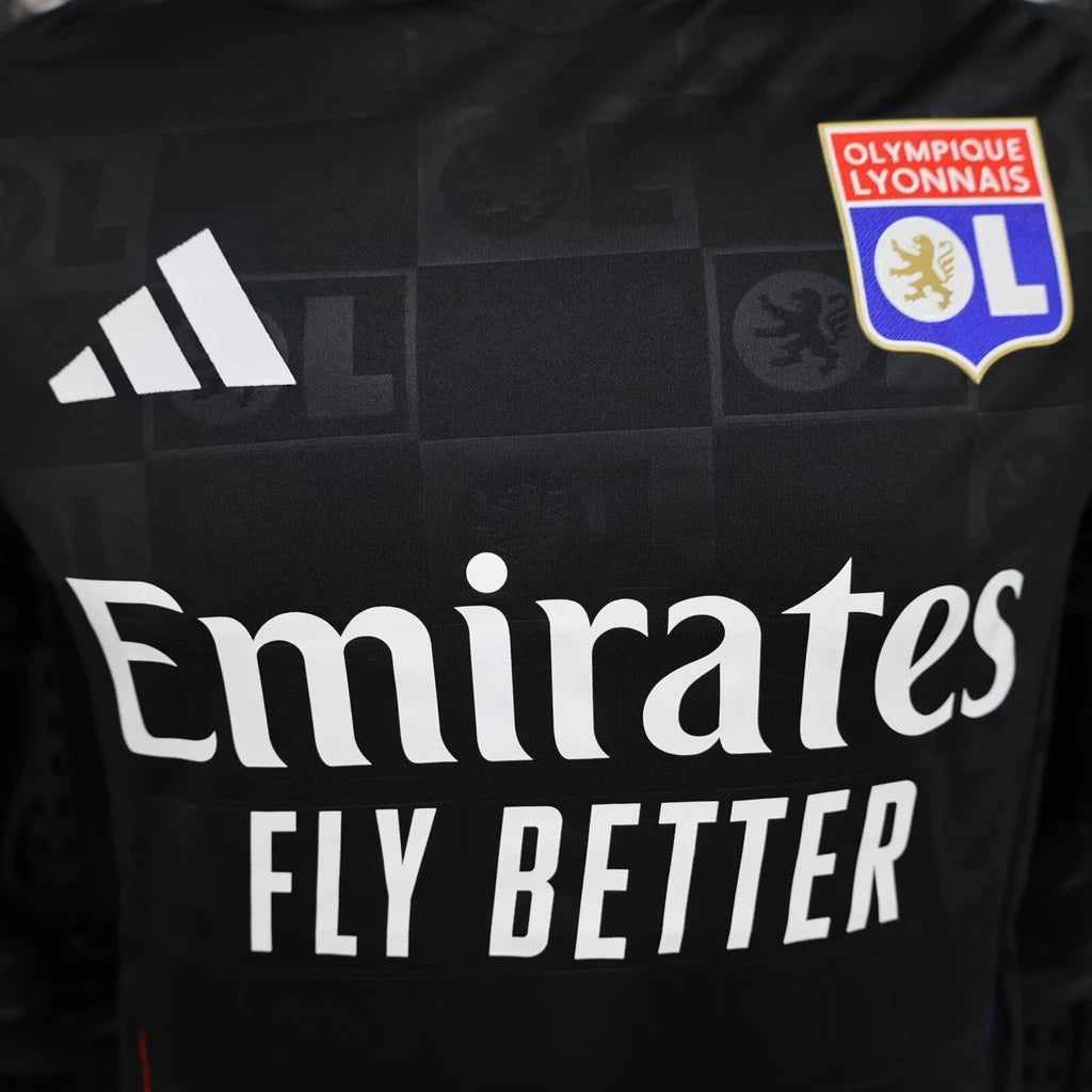 Olympique Lyonnais Extérieur 24/25 - Détail