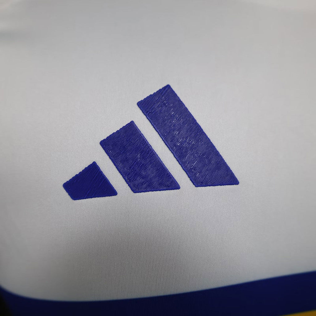Boca Juniors Extérieur 24/25 - Vue rapprochée